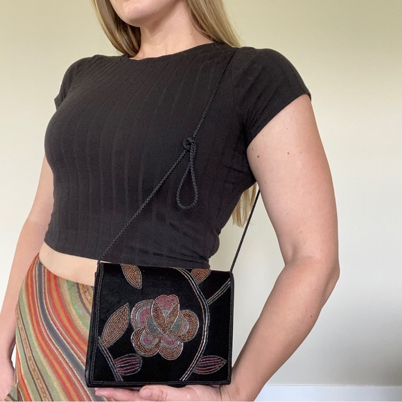 SOLD vintage velvet beaded purse - Picture 2 of 3